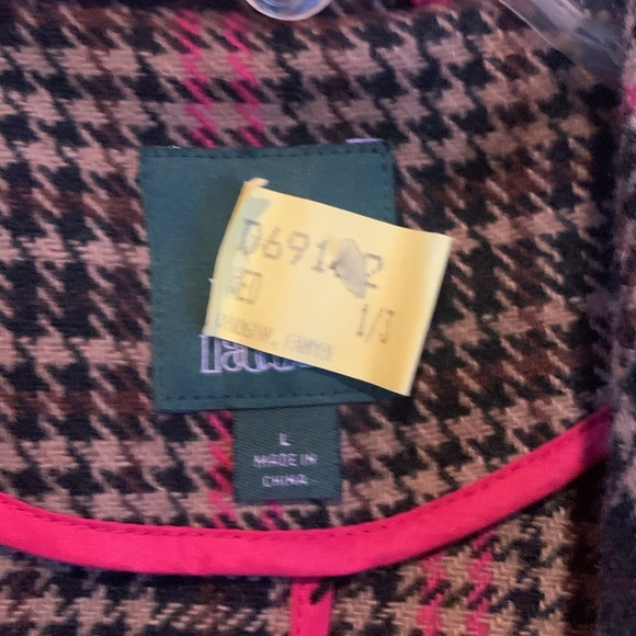 Excellent Condition Coat - Picture 10 of 11